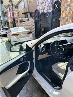 بي ام دبليو الفئة 2